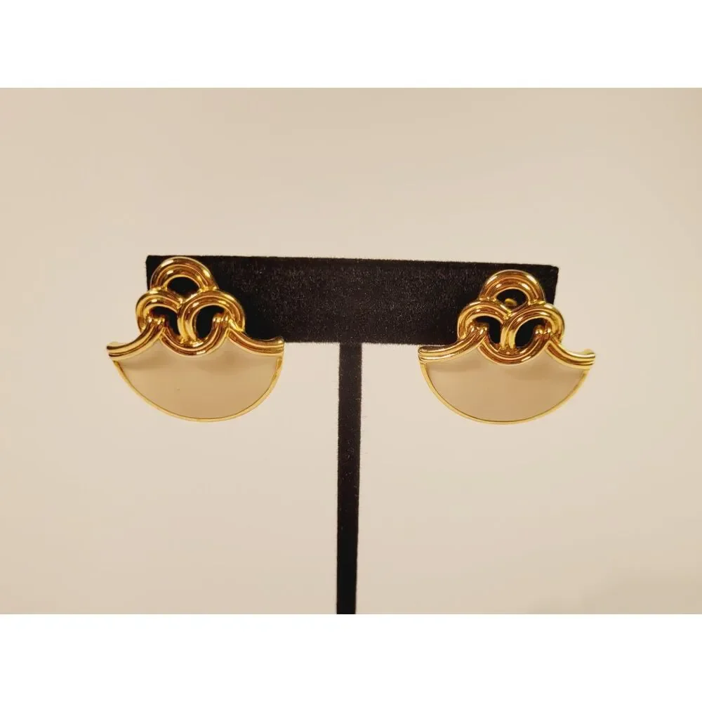 Vtg Avon Ivory Enamel Vogue Style Gold and White Stud Earrings Fan Shape 1980s